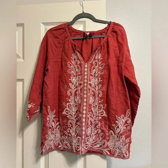 Johnny Was Floral Embroidered Top - Picture 2 of 4